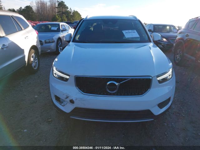 YV4AC2HK7L2321780 Volvo Xc40 T4 Momentum