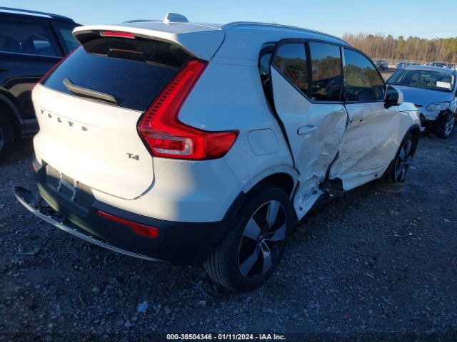 YV4AC2HK7L2321780 Volvo Xc40 T4 Momentum
