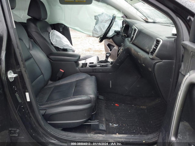 2017 KIA SPORTAGE EX VIN: KNDPNCAC6H7094396
