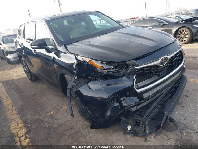 Toyota Highlander Xle 2021 5TDGZRAH0MS057914 Image 1