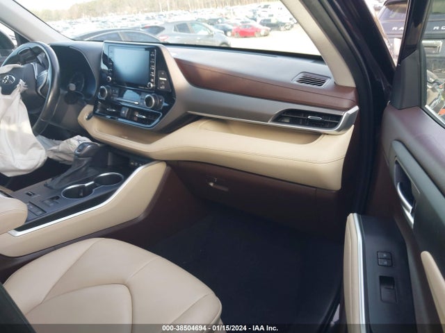 Toyota Highlander Xle 2021 5TDGZRAH0MS057914 Image 5
