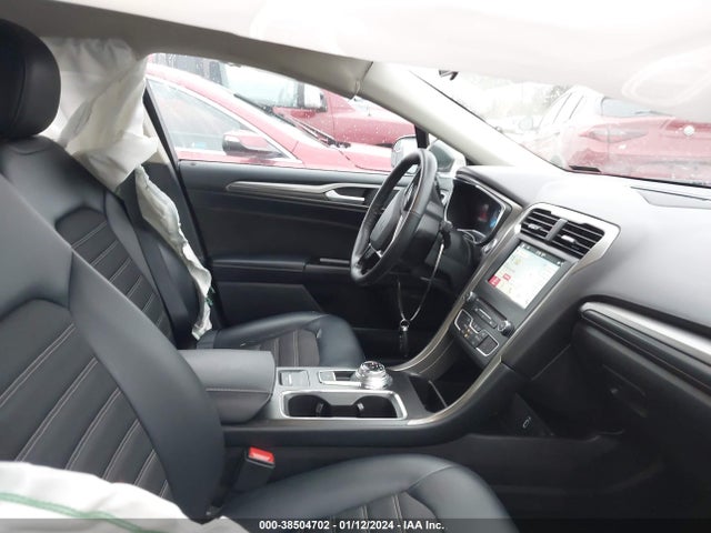 2017 FORD FUSION SE VIN: 3FA6P0HD5HR204792