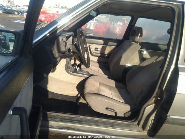 1986 AUDI 4000 WAUFB0811GA037397 Photo 4