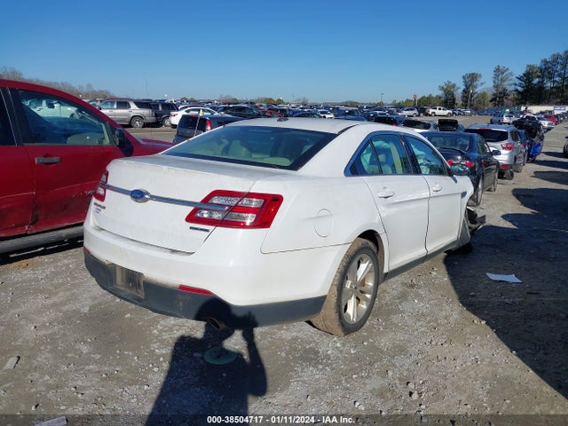 Ford TAURUS SE 2019 1FAHP2D81KG110288 Image 4