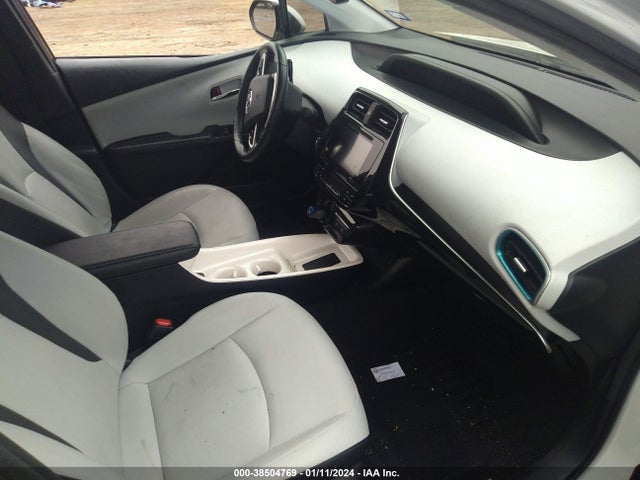 Toyota Prius Four 2017 JTDKARFU8H3530473 Image 5