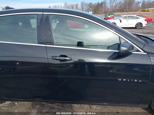 Chevrolet MALIBU LT 2018 1G1ZD5ST5JF277377 Image 13