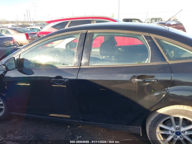 Ford FOCUS SE 2016 1FADP3F23GL403640 Image 15