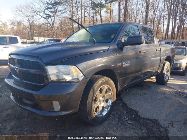 2015 RAM 1500 EXPRESS VIN: 1C6RR6KT7FS624146