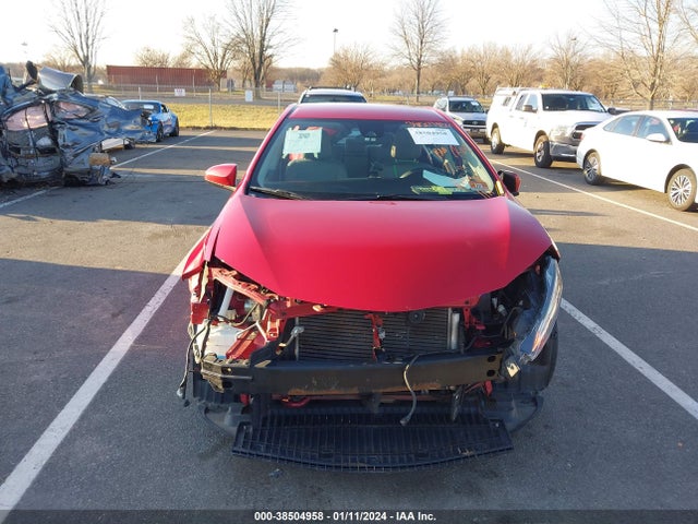 2018 TOYOTA COROLLA LE VIN: 2T1BURHE6JC009973