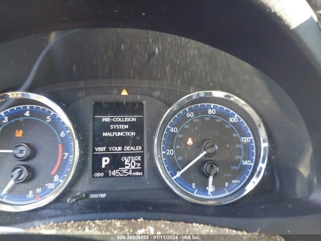 2018 TOYOTA COROLLA LE VIN: 2T1BURHE6JC009973