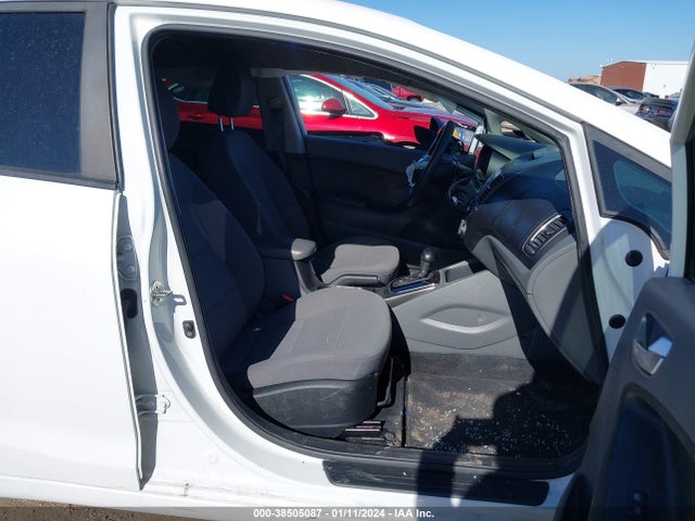 KIA FORTE LX 2018 3KPFK4A79JE271333 Image 5