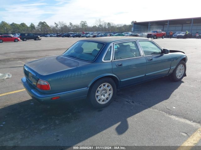 2001 JAGUAR XJ SAJDA14C81LF32352 Photo 3