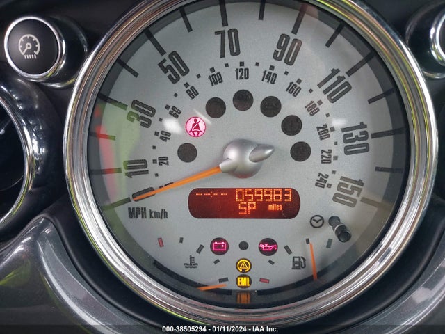 2005 MINI COOPER S WMWRH33555TK55433 Photo 6