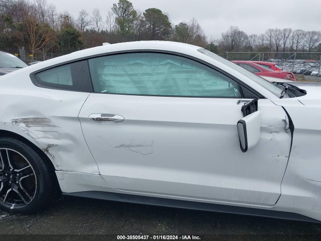 Ford Mustang Ecoboost Premium Fastback 2022 1FA6P8TH4N5101452 Image 13