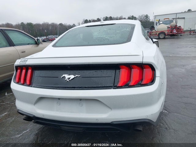Ford Mustang Ecoboost Premium Fastback 2022 1FA6P8TH4N5101452 Image 16