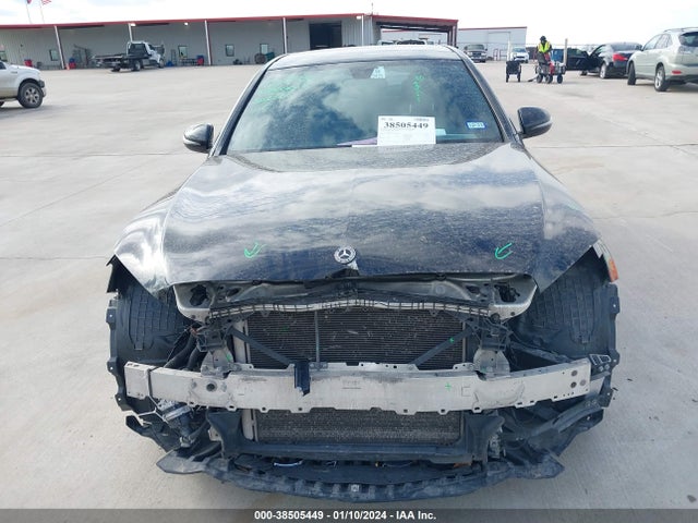 2018 MERCEDES-BENZ C 300 VIN: 55SWF4JB2JU265570