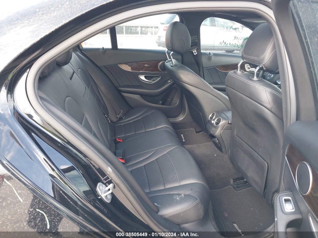 2018 MERCEDES-BENZ C 300 VIN: 55SWF4JB2JU265570