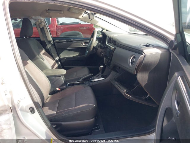 Toyota COROLLA LE 2018 2T1BURHE7JC110584 Image 5