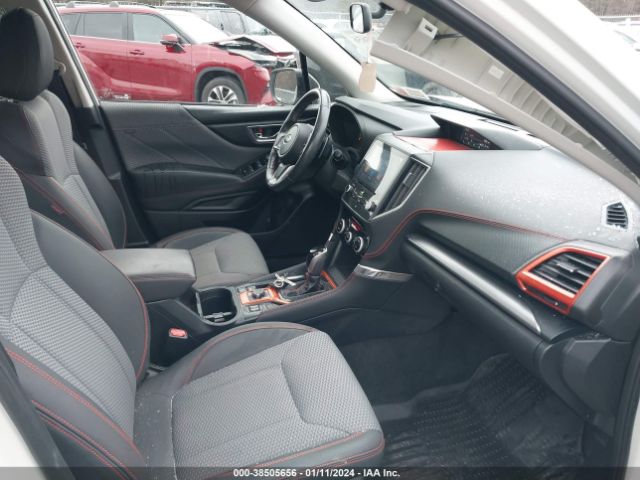 2019 SUBARU FORESTER JF2SKAKC2KH403144 Photo 4