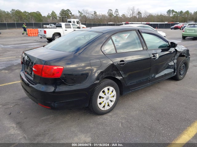 3VW1K7AJ8EM321381 Volkswagen Jetta 2.0l S