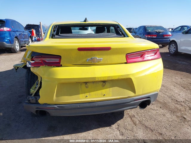 Chevrolet Camaro 1lt 2018 1G1FB1RXXJ0173965 Image 16