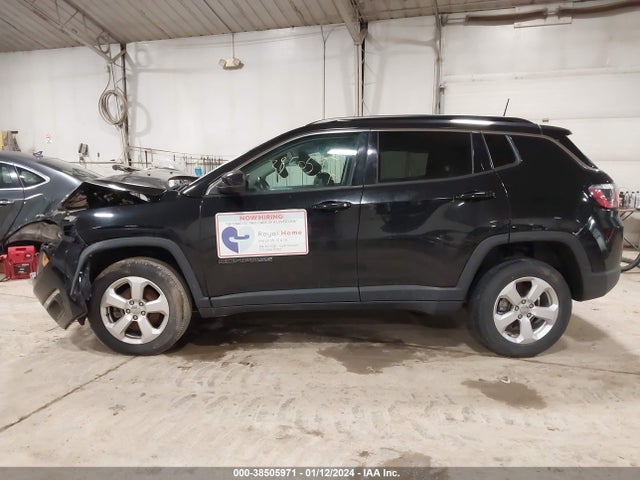 Jeep Compass Latitude 4x4 2019 3C4NJDBB9KT767800 Image 14