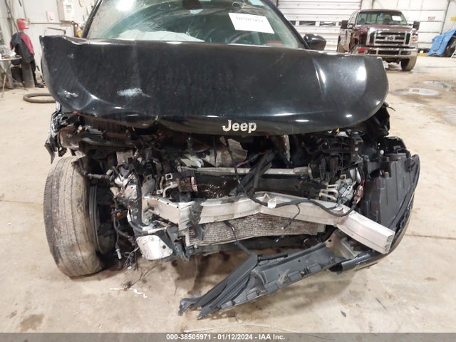 Jeep Compass Latitude 4x4 2019 3C4NJDBB9KT767800 Image 6