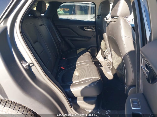 2018 JAGUAR F-PACE SADCL2FX0JA322478 Photo 7
