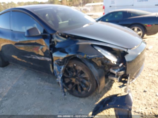 2021 TESLA MODEL Y 5YJYGAEE8MF251641 Photo 5