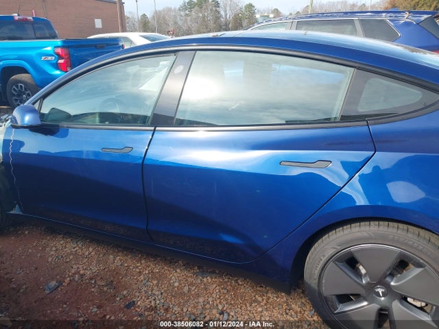 Tesla Model 3 Standard Range Plus Rear-wheel Drive 2021 5YJ3E1EAXMF850845 Image 15