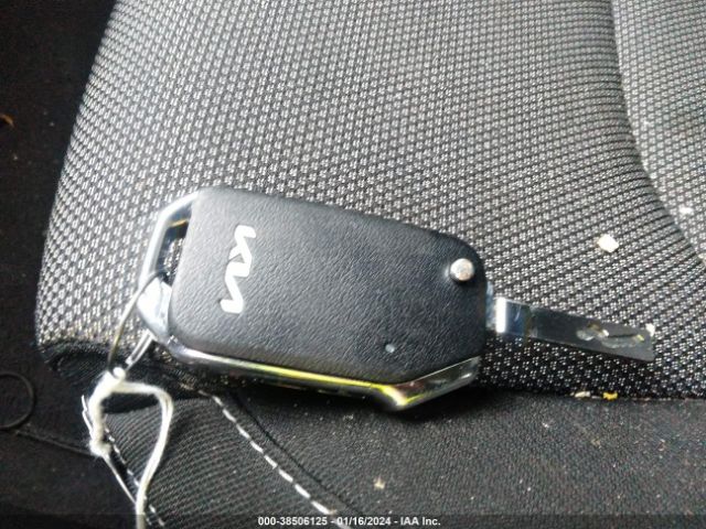 3KPF24AD5NE493704 KIA Forte Lxs