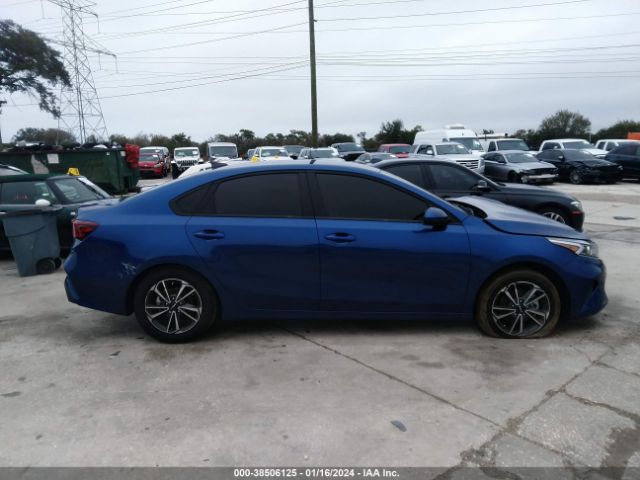 3KPF24AD5NE493704 KIA Forte Lxs