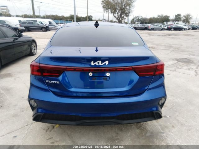 3KPF24AD5NE493704 KIA Forte Lxs