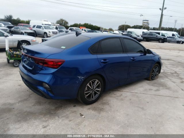 3KPF24AD5NE493704 KIA Forte Lxs