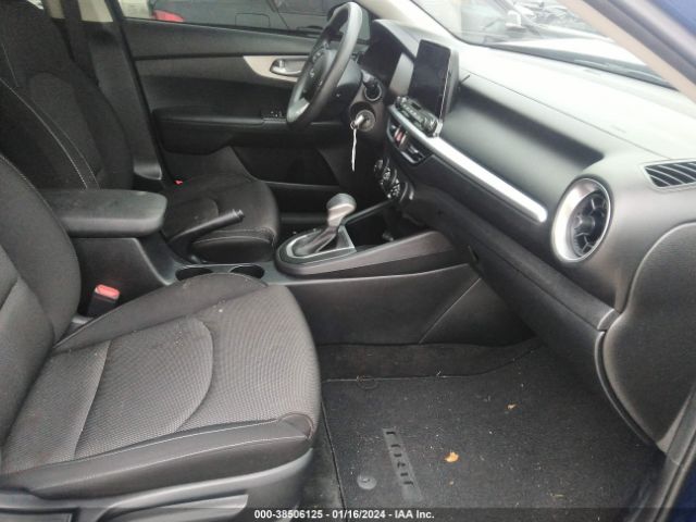 3KPF24AD5NE493704 KIA Forte Lxs