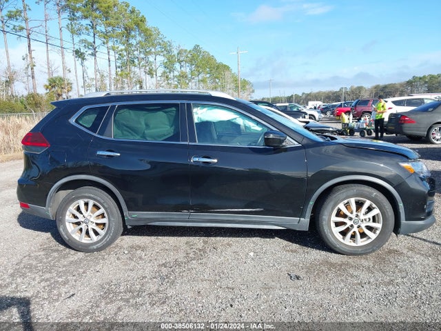 2019 NISSAN ROGUE SV VIN: KNMAT2MT6KP521455