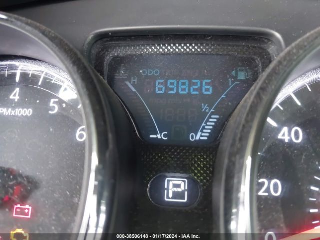 3N1CN7AP1HL854645 Nissan Versa 1.6 Sv
