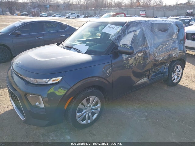 KIA SOUL LX 2020 KNDJ23AU6L7079994 Image 2