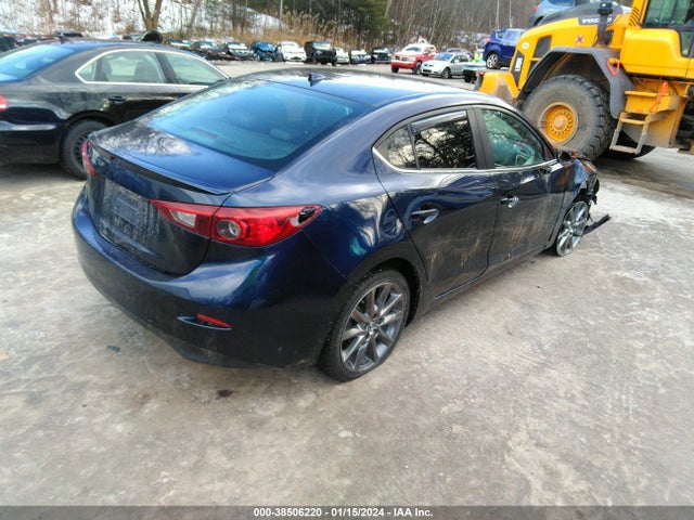 Mazda Mazda3 Touring 2018 3MZBN1V38JM213826 Image 4