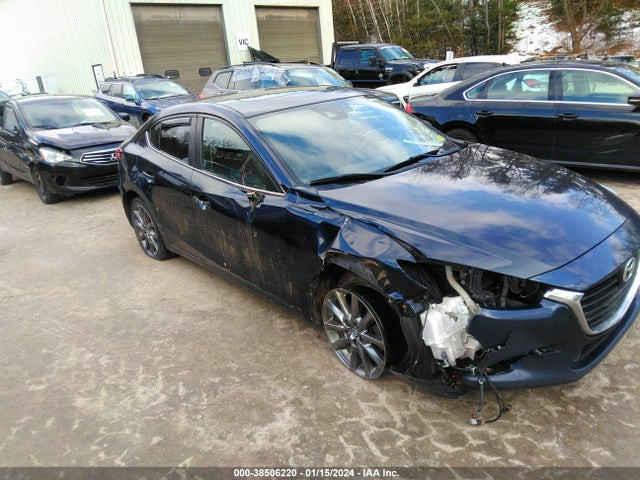 Mazda Mazda3 Touring 2018 3MZBN1V38JM213826 Image 6