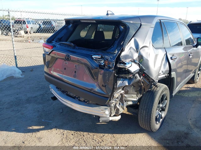 Toyota RAV4 LE 2022 2T3H1RFVXNW215847 Image 6