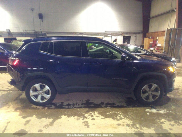 Jeep Compass Latitude 4x4 2018 3C4NJDBB9JT179460 Image 13