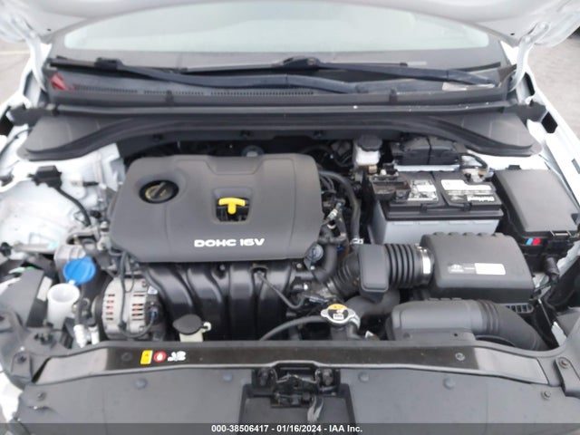 2018 HYUNDAI ELANTRA SEL VIN: 5NPD84LF8JH244405