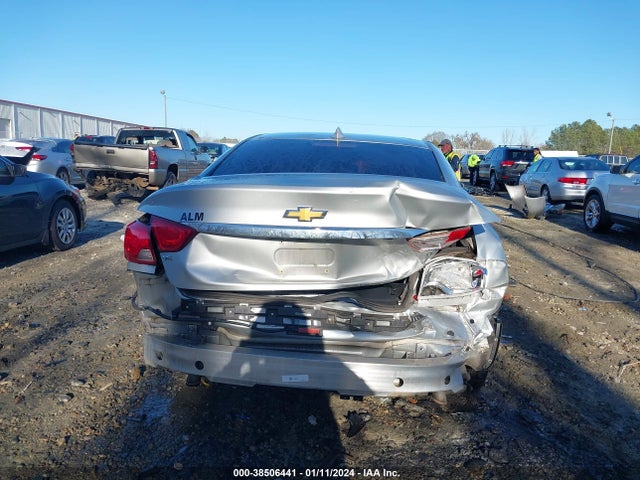 Chevrolet IMPALA 1LT 2018 2G1105S38J9120945 Image 16