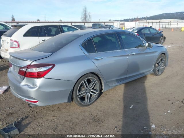 1HGCR3F9XHA038420 Honda Accord Touring V6