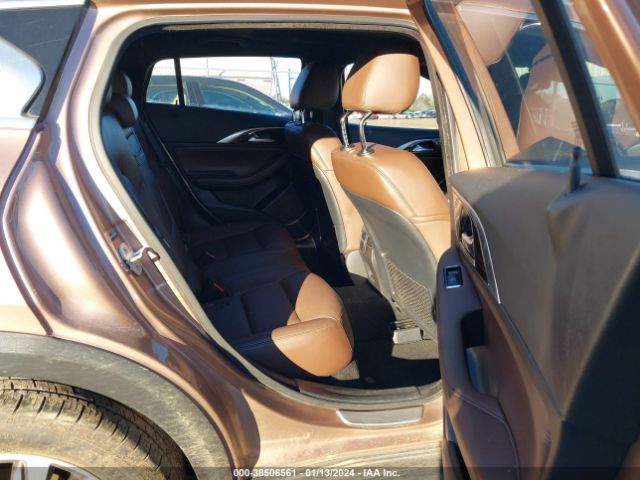 SJKCH5CR2HA016605 Infiniti Qx30 Premium