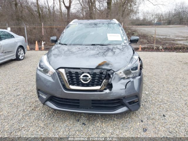3N1CP5DVXLL526450 Nissan KICKS SR