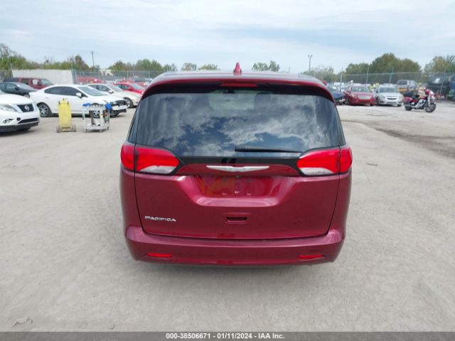 2C4RC1DG3HR610746 Chrysler Pacifica Touring