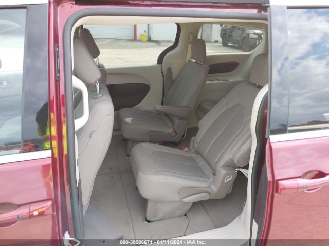 2C4RC1DG3HR610746 Chrysler Pacifica Touring