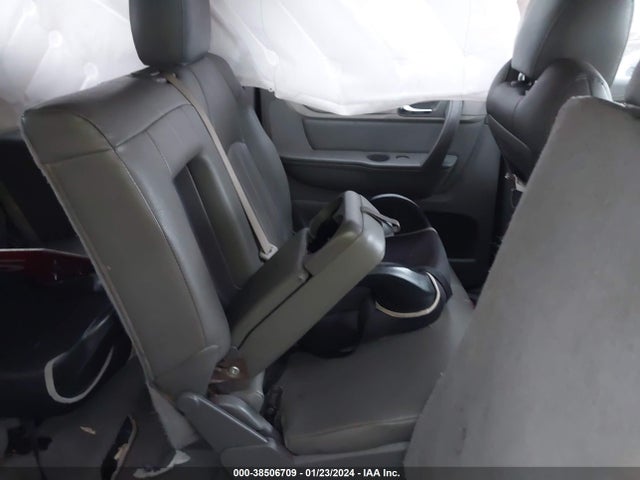 Chevrolet Traverse Ls 2017 1GNKRFED9HJ148495 Image 8